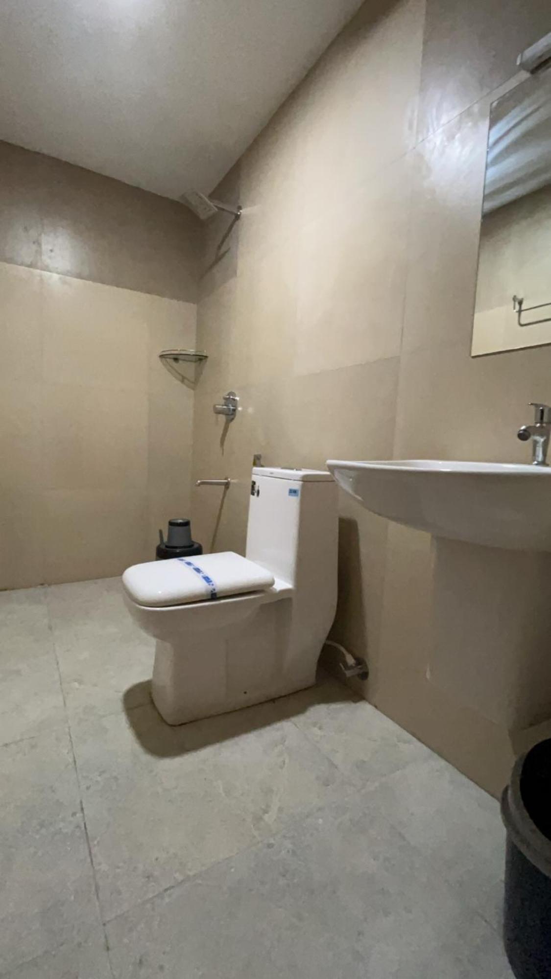 Hotel Dream Suite, Kattappana Екстер'єр фото